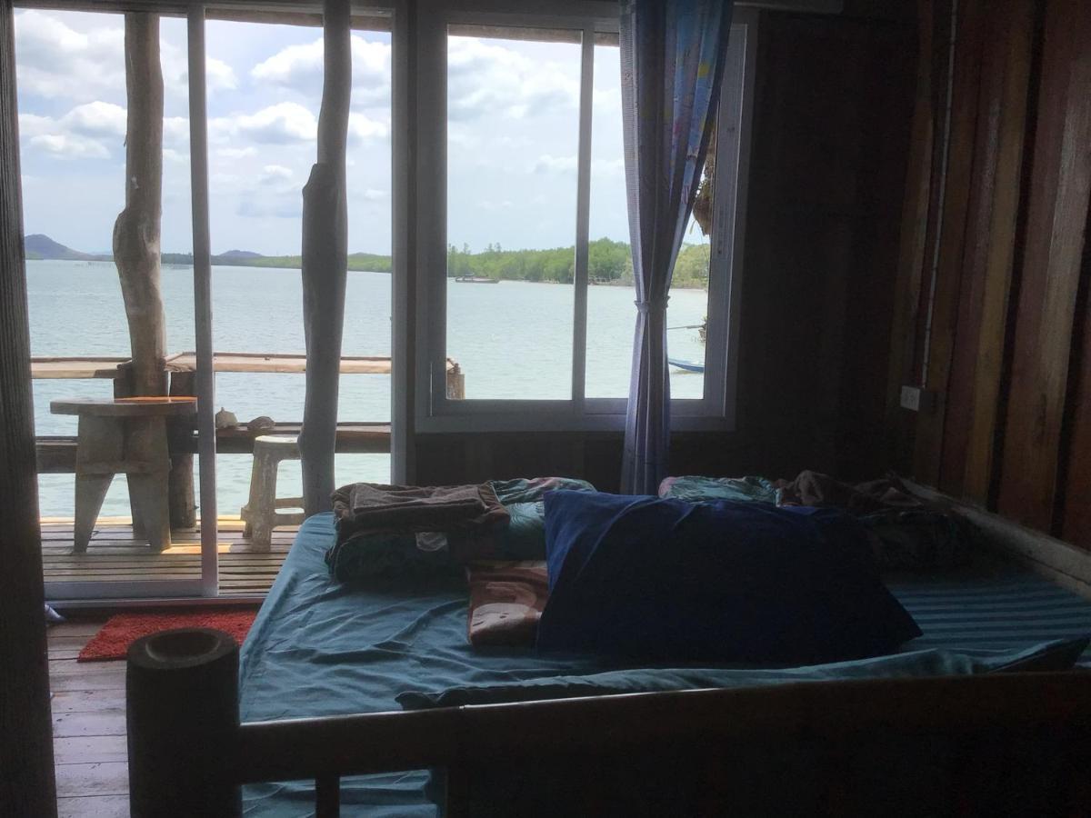 Homestay&Chaoleyseafoodrestaurant Ko Pu Dış mekan fotoğraf