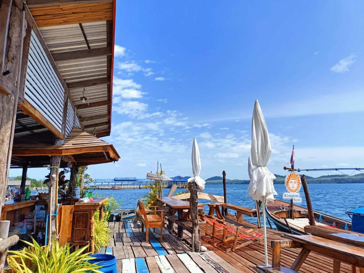 Homestay&Chaoleyseafoodrestaurant Ko Pu Dış mekan fotoğraf